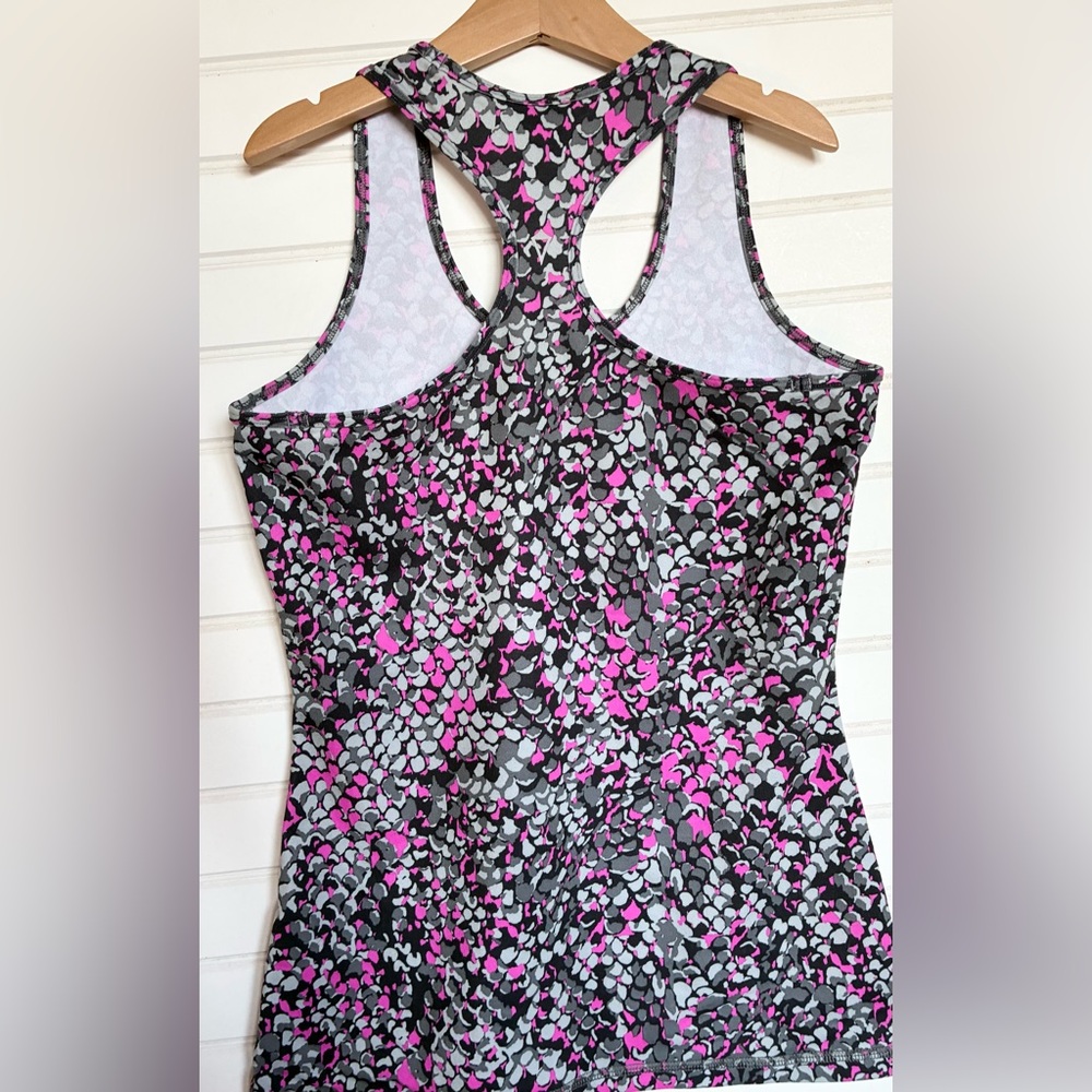 IVIVVA by LULULEMON girls size 12 racerback tank
